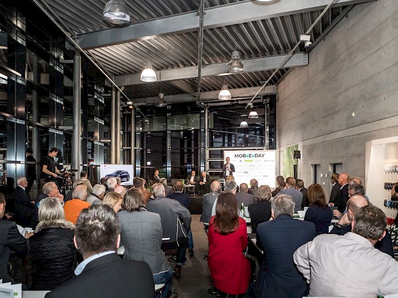 Bild 20-1.800x600.jpg