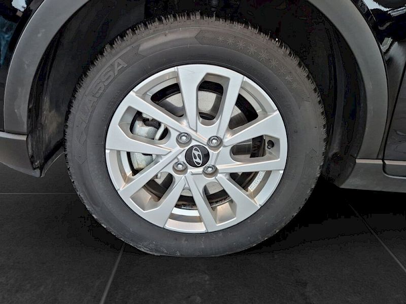 Hyundai Bayon BAYON i-Line Plus 1,0 T-GDi - y1bp2