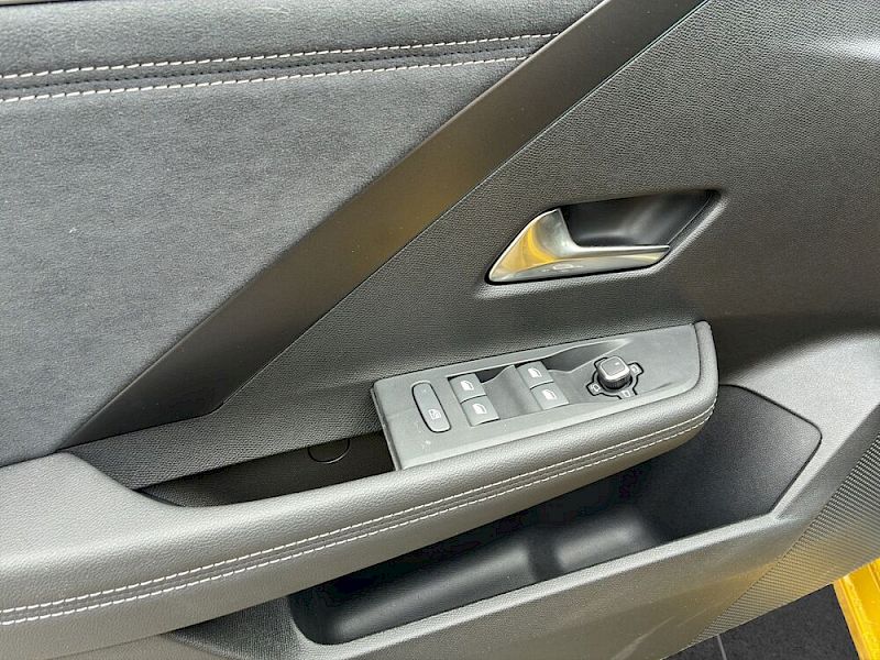 Opel Astra Electric Ultimate