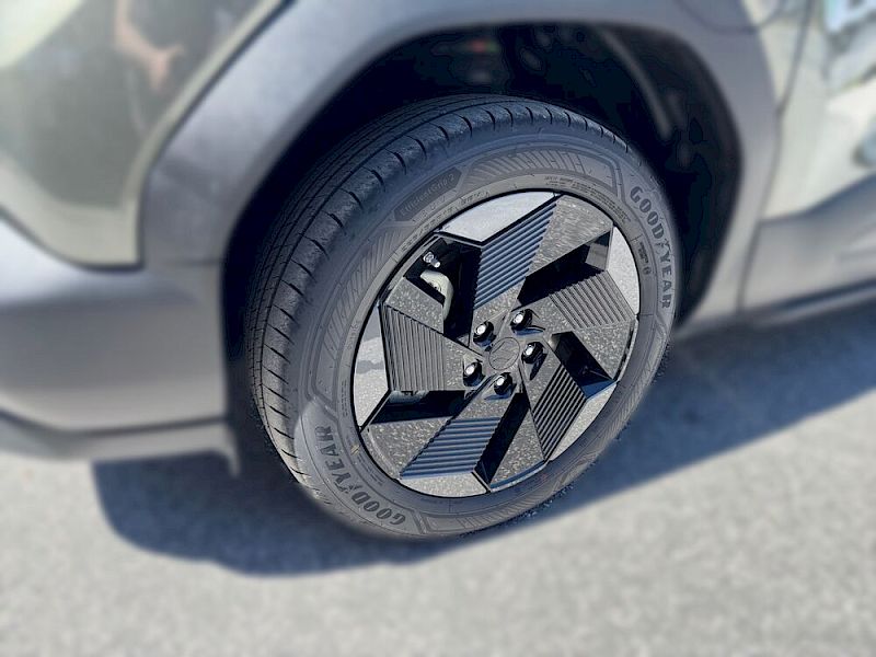 Suzuki Vitara e 61kWh GL+ Allgrip-e Shine