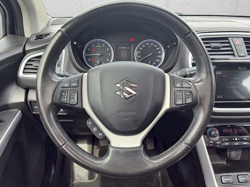 Suzuki SX4 S-Cross 1,4 DITC ALLGRIP flash