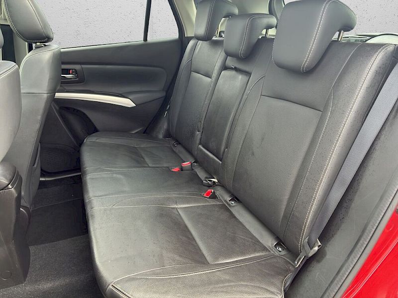 Suzuki SX4 S-Cross 1,4 DITC ALLGRIP flash